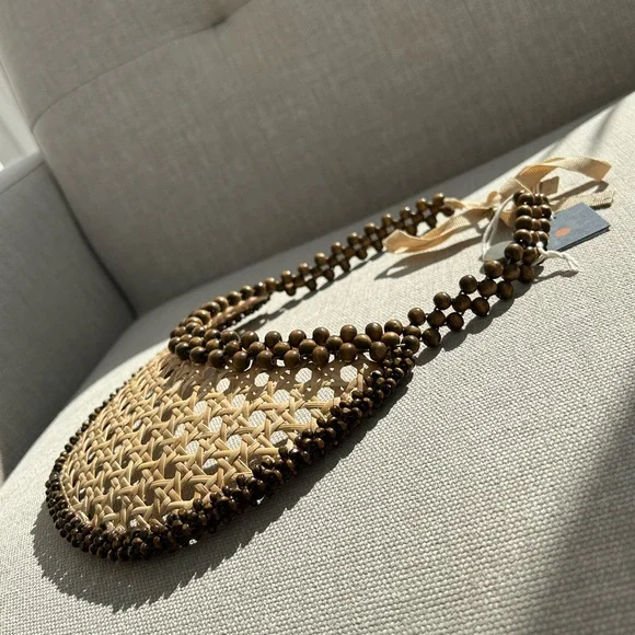 Designer ROSANTICA Sun Visor - Picture 8 of 11